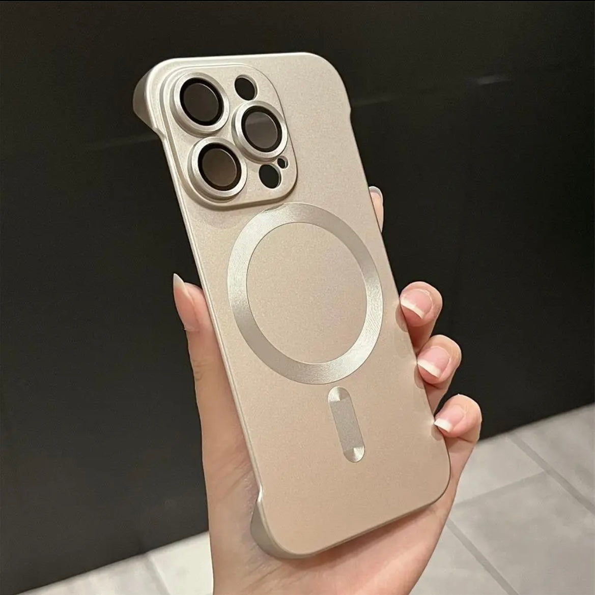 High-end magnetic frameless high-end iPhone 16 -12 phone case frosted ultra-thin