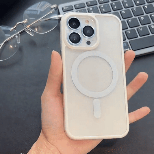 Magsafing iPhone Case