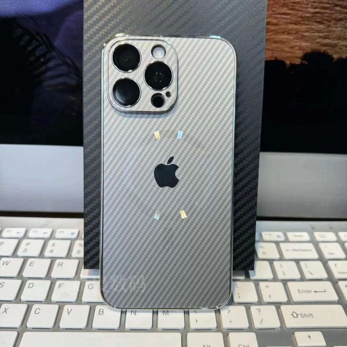 Apple 15~12 ultra-thin carbon fiber texture magnetic case
