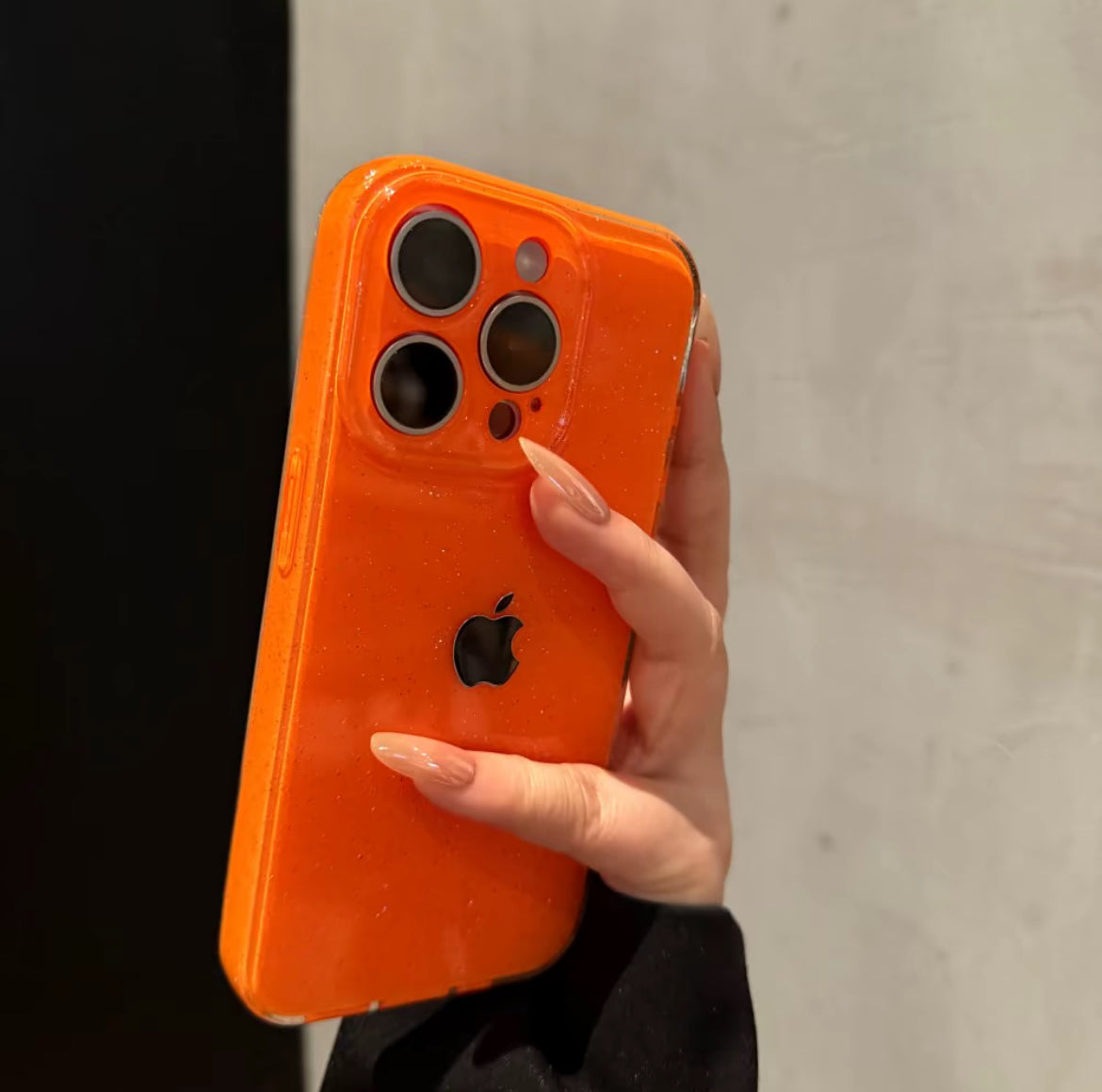 Kreiva kaj moda altkvalita simpla brileta poŝtelefona ŝelo por iPhone 16-11